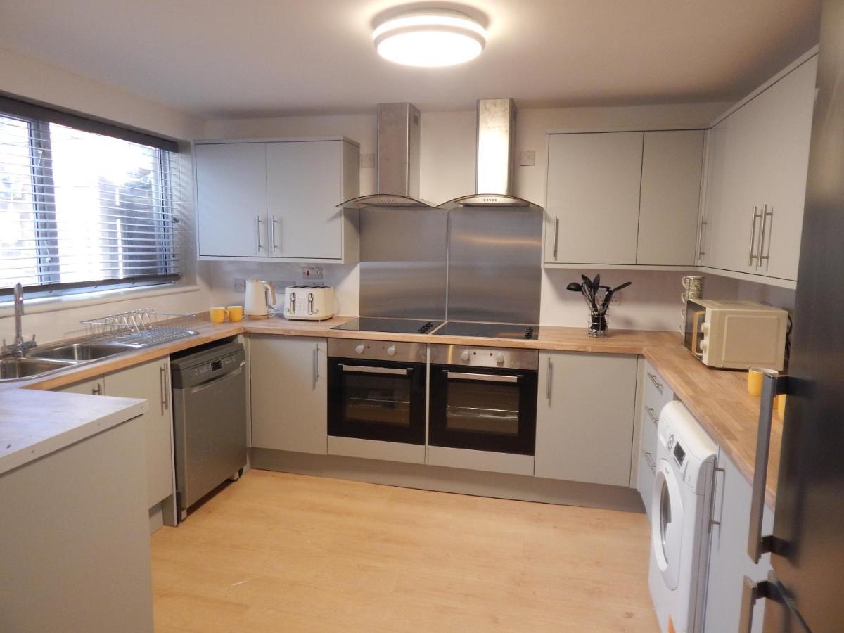 Modern, Well Located En-Suite Rooms With Parking - Orbitat Accommodations CBG Exterior foto